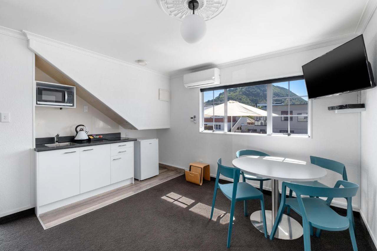 The Mission Belle Motel Mount Maunganui Exterior photo