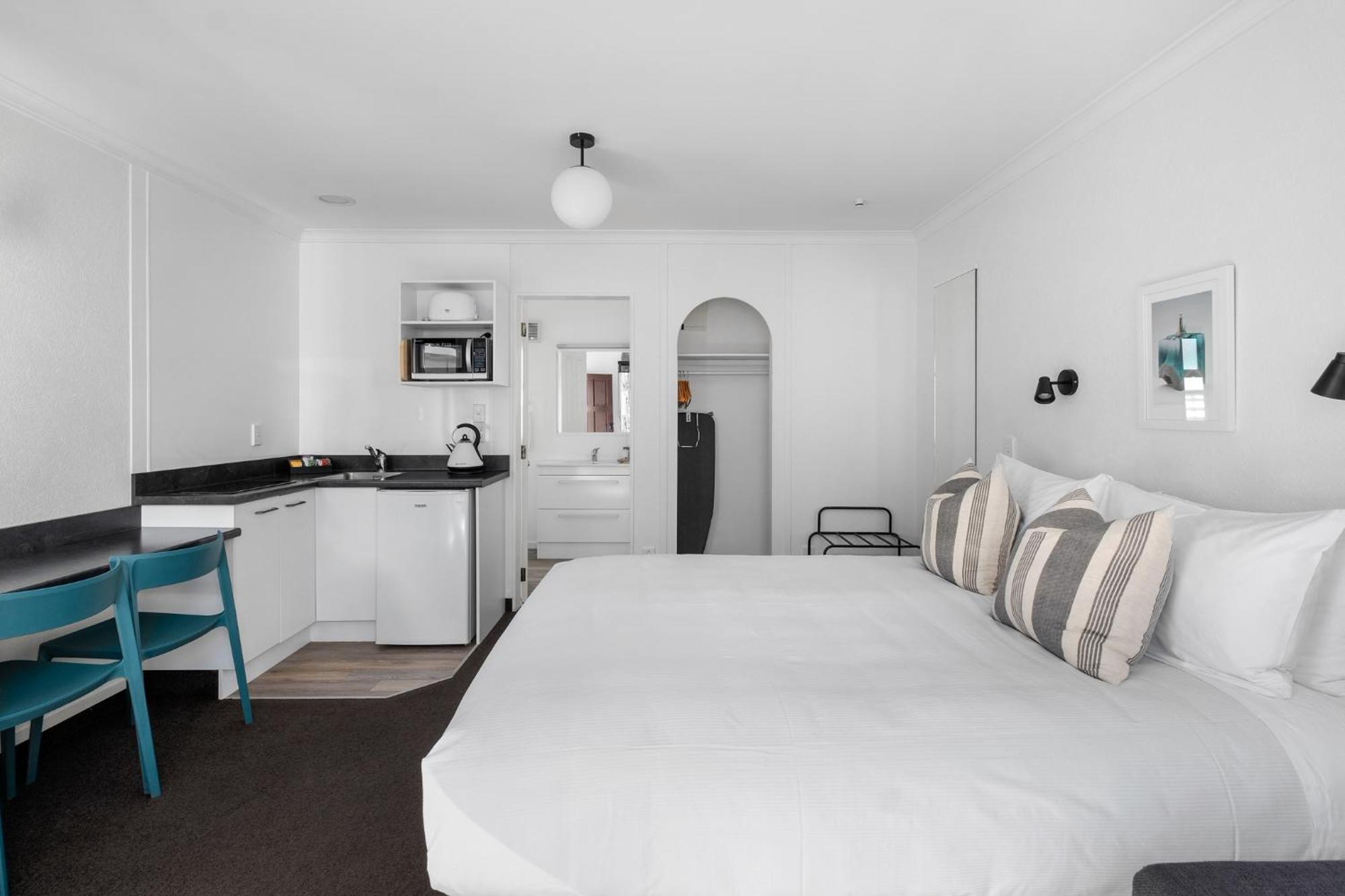 The Mission Belle Motel Mount Maunganui Room photo