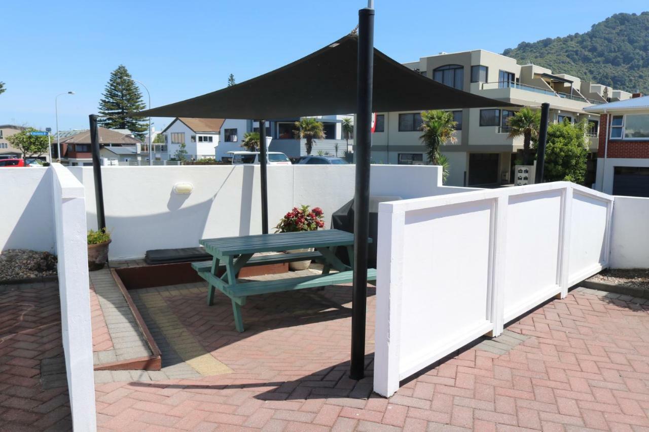The Mission Belle Motel Mount Maunganui Exterior photo